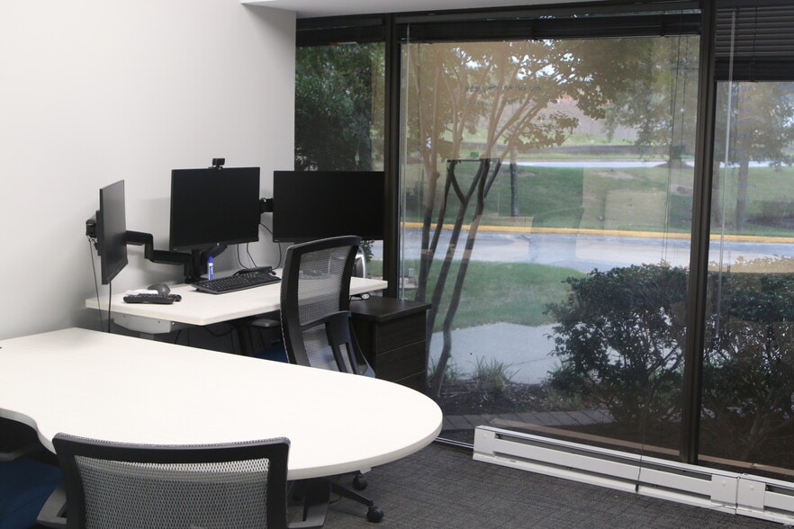 More Photos Of 1190 Winterson Rd, Linthicum Coworking Space