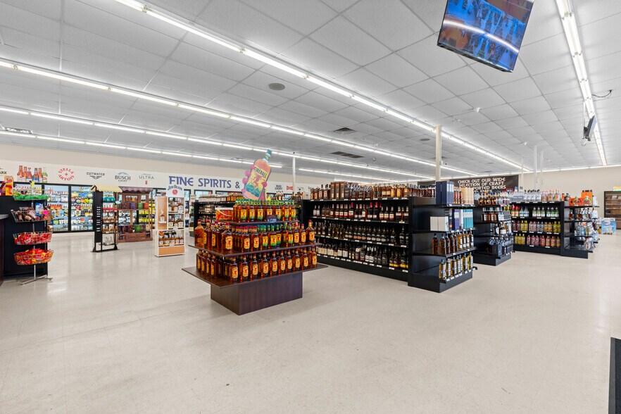 More Photos Of 12145 S Preston Hwy, Lebanon Junction Freestanding For Sale