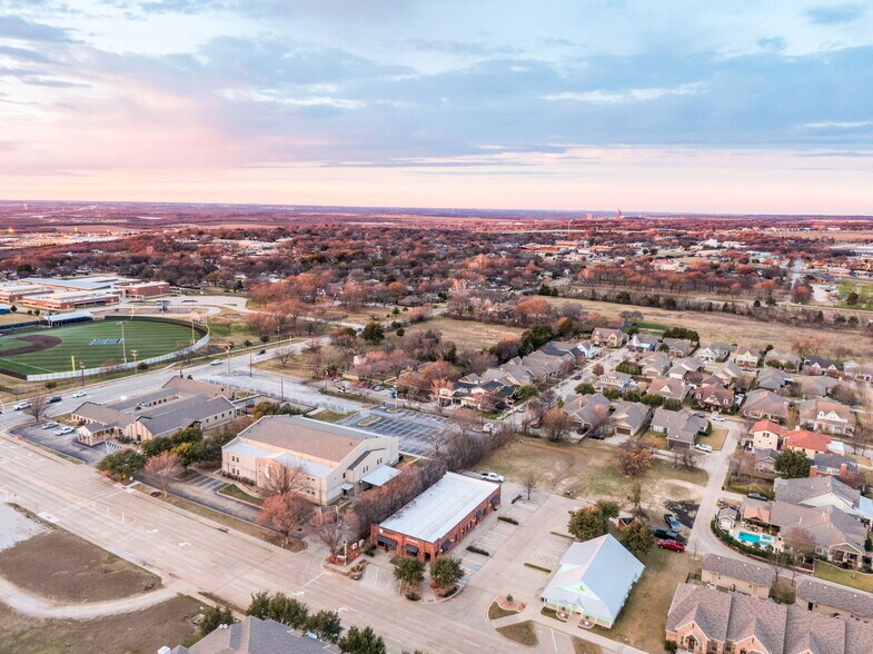 More Photos Of 203 George Hopper Rd, Midlothian Storefront Retail Office For Lease