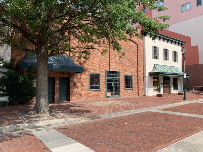 More Photos Of 15 7th St, Augusta Restaurant For Sale