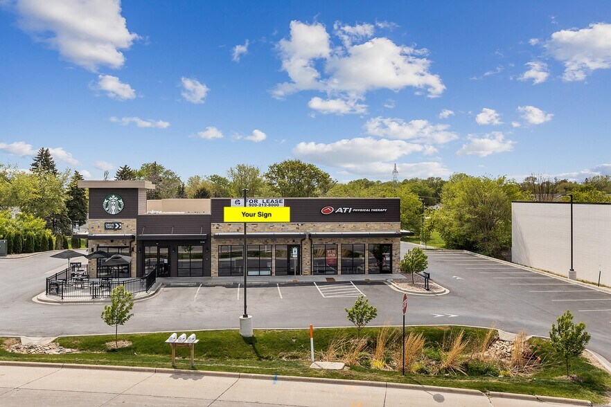 More Photos Of 2230 Main St, Green Bay Storefront Retail Office For Lease