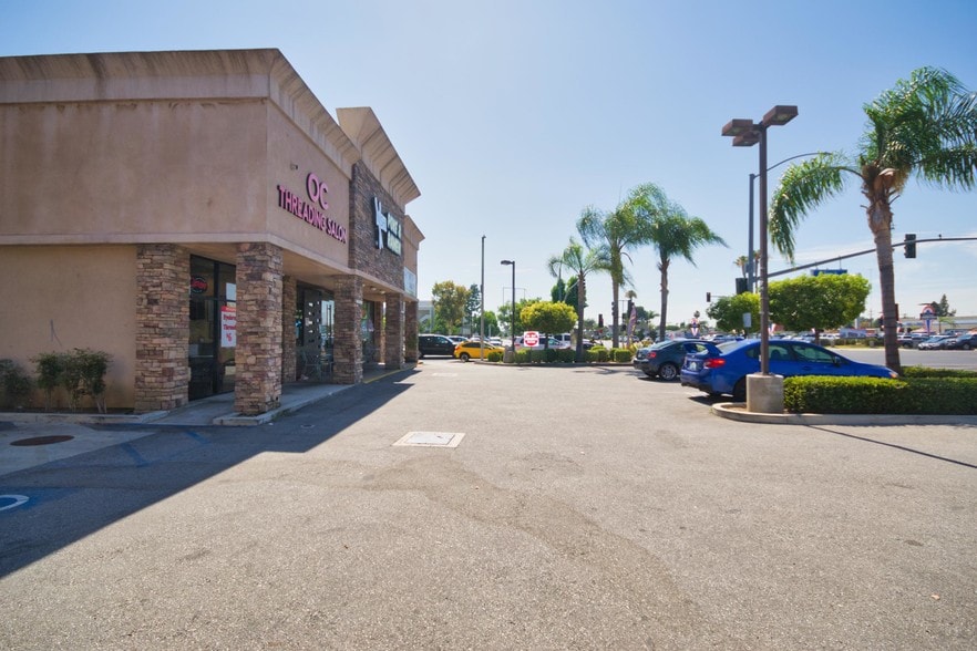 More Photos Of 6242 Beach Blvd, Buena Park Fast Food For Lease