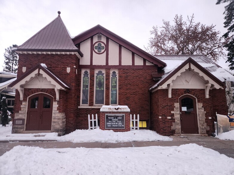 Primary Photo Of 409 4th St, Baraboo Religious Facility For Sale