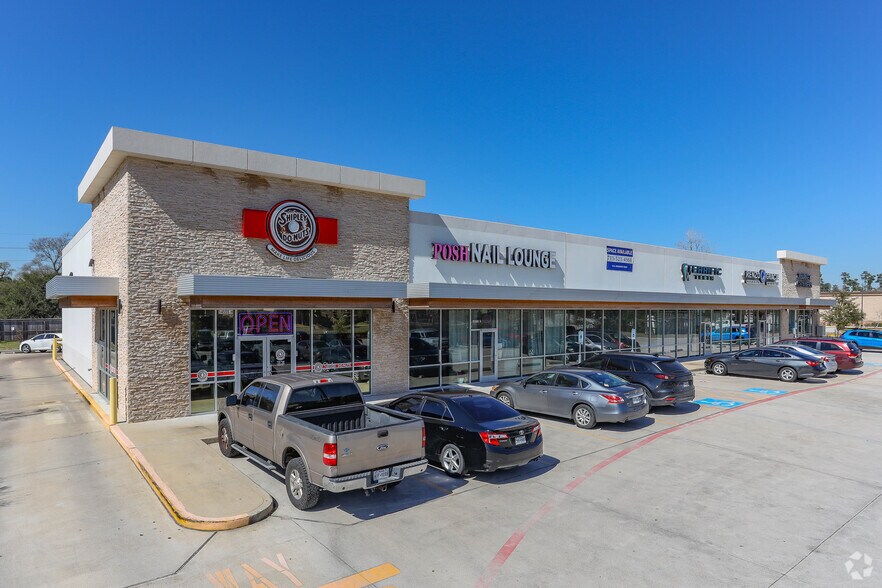 Primary Photo Of 14555 W Lake Houston Pky, Houston Storefront Retail Residential For Lease