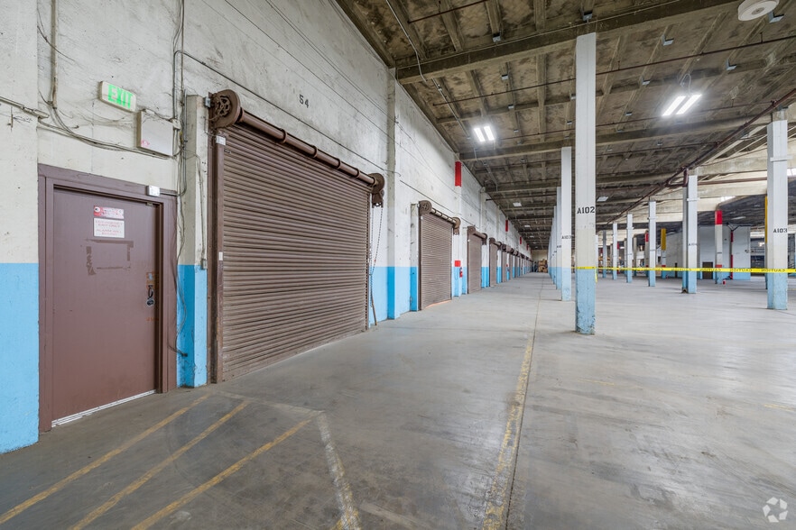 More Photos Of 5525 S Soto St, Vernon Warehouse For Lease