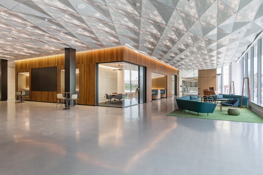 More Photos Of 700 Gateway Blvd, South San Francisco Unknown For Lease