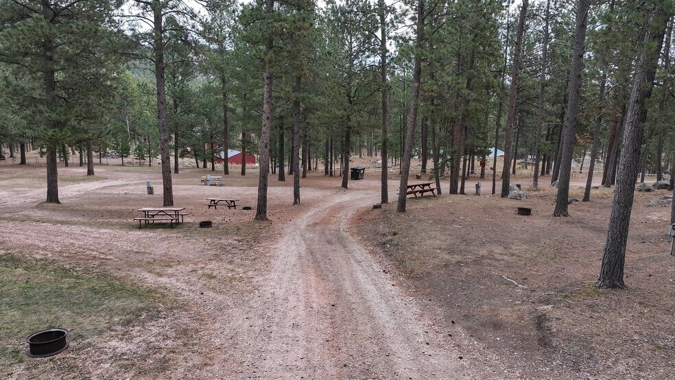 More Photos Of 1116 N 5th St, Custer Trailer Camper Park For Sale