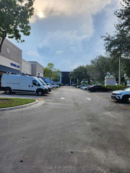 More Photos Of 2400 W Sample Rd, Pompano Beach Storefront Retail Office For Sale