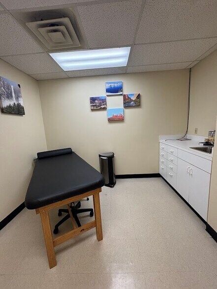 More Photos Of 660 Cooper Rd, Westerville Medical For Sale