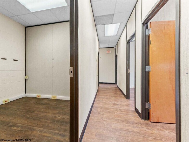 More Photos Of 1433 Dorsey Ave, Morgantown Schools For Lease