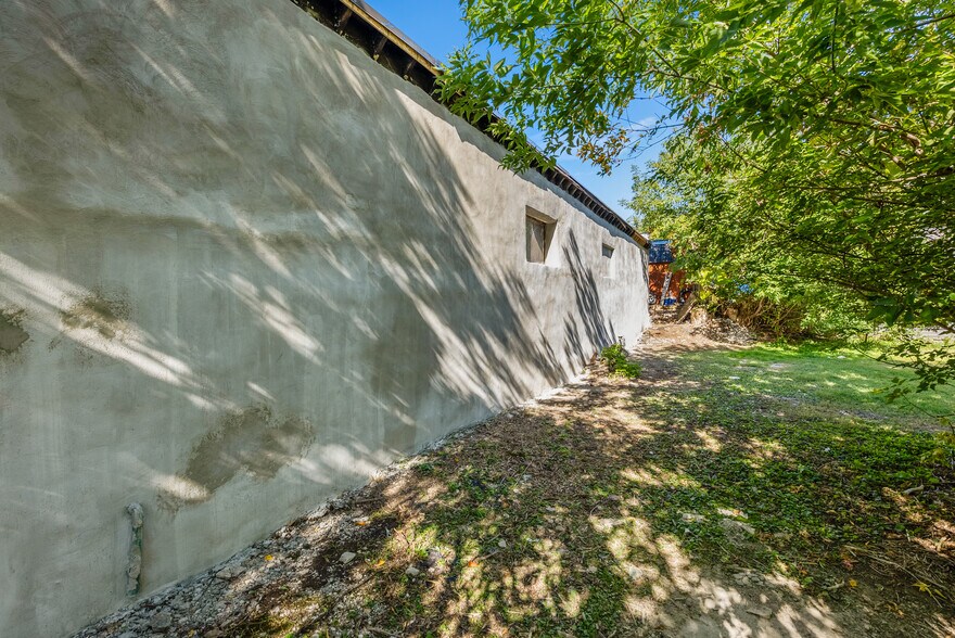 More Photos Of 50 1/2 Dalton Ave, Pittsfield Industrial For Sale