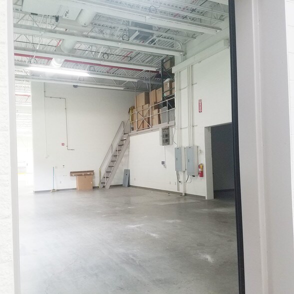 More Photos Of 1 Precision Way, Jamestown Distribution For Sale