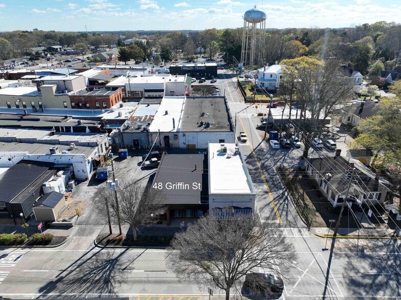 More Photos Of 48 Griffin St, McDonough Storefront For Sale