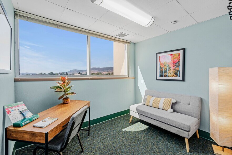 More Photos Of 890 Mill St, Reno Medical For Sale