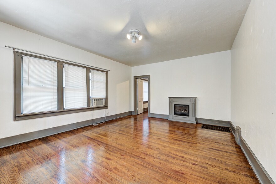 More Photos Of 408 Chautauqua Ave, Norman Multifamily For Sale