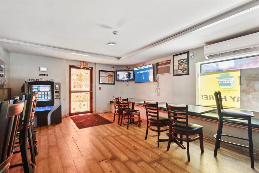 More Photos Of 5300-5302 Market St, Philadelphia Bar For Sale