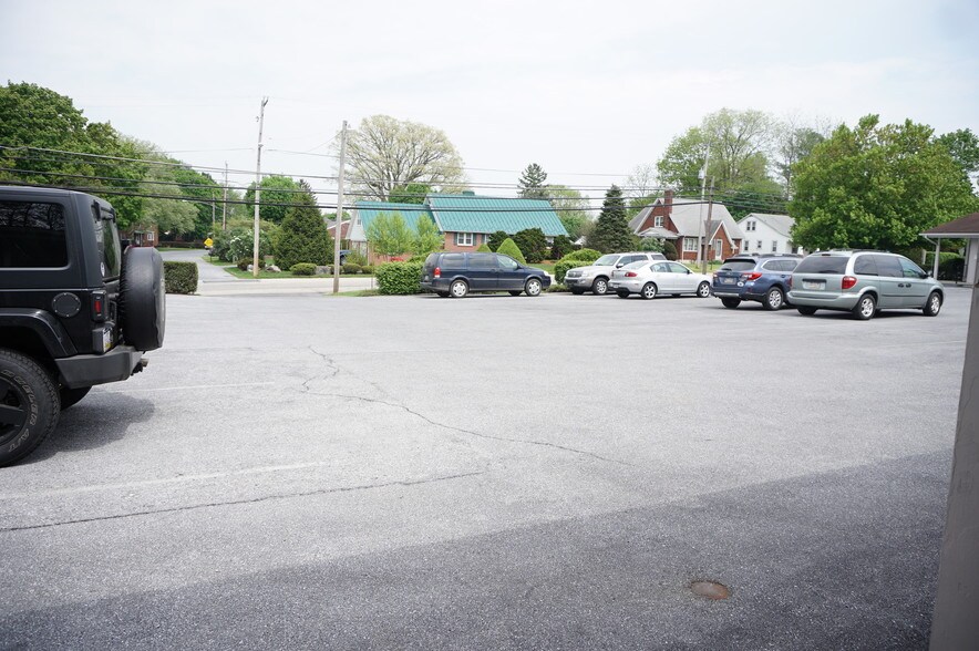 More Photos Of 1151 Cornwall Rd, Lebanon Medical For Sale