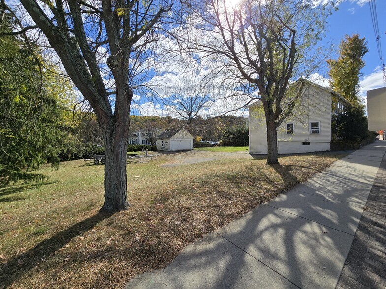 More Photos Of 3 Main St, Sparta Office Residential For Sale