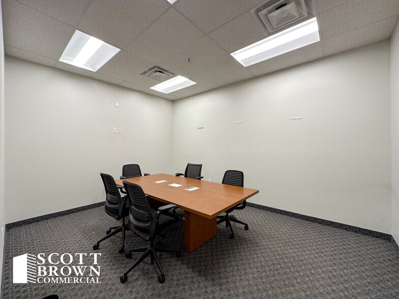 More Photos Of 1550 N Western Blvd, Denton Warehouse For Lease