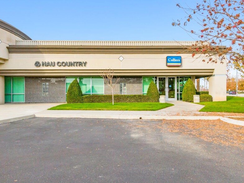 More Photos Of 7475 N Palm Ave, Fresno Office For Lease