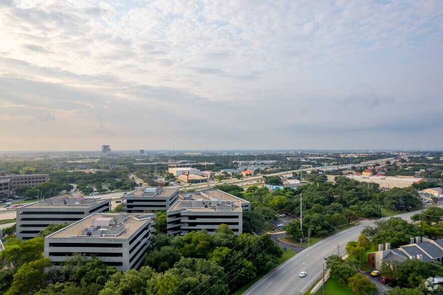 More Photos Of 11044 Research Blvd, Austin Unknown For Lease