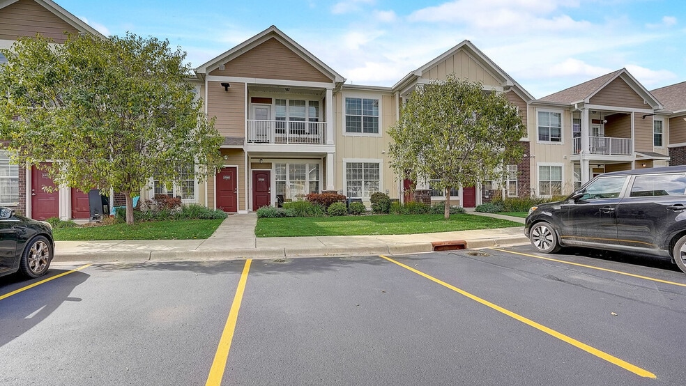 More Photos Of 14125 Louisiana Ave, Savage Apartments For Sale