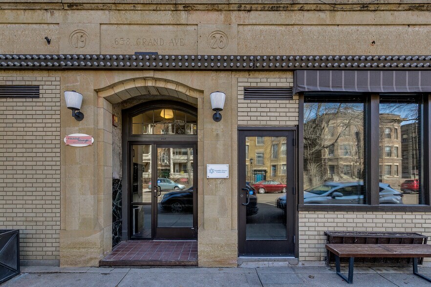 More Photos Of 664 Grand Ave, Saint Paul Storefront Retail Residential For Lease