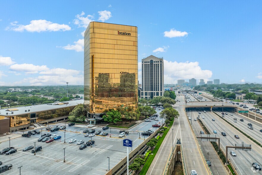 More Photos Of 8150 N Central Expy, Dallas Office For Lease