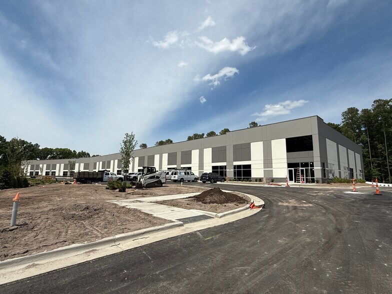 More Photos Of 1050 Northgate Ct, Morrisville Light Distribution For Lease