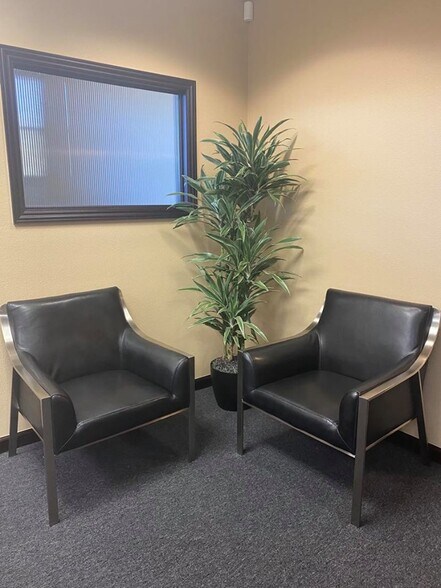 More Photos Of 41911 5th St, Temecula Office For Lease