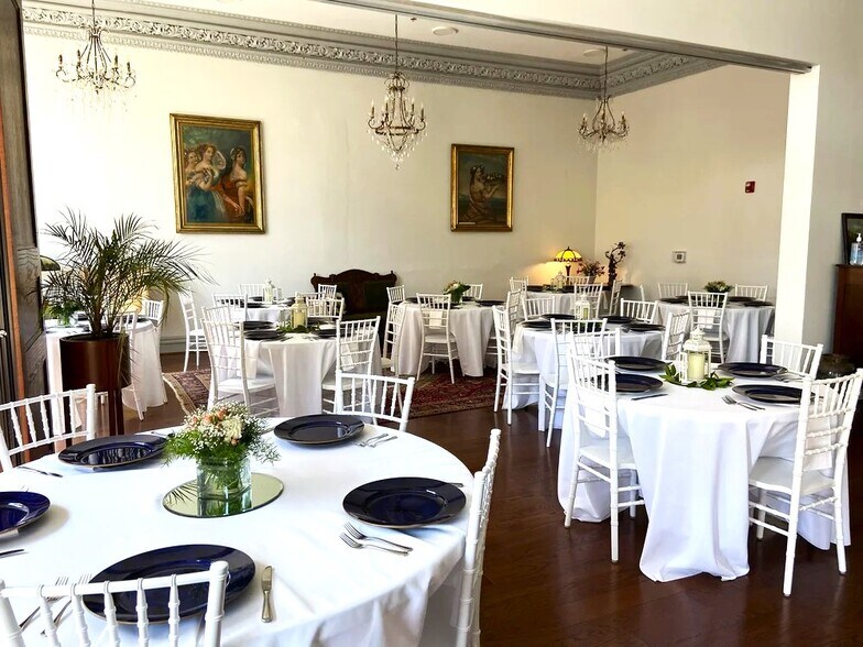 More Photos Of 1110 Caldwell St, Newberry Lodge Meeting Hall For Sale