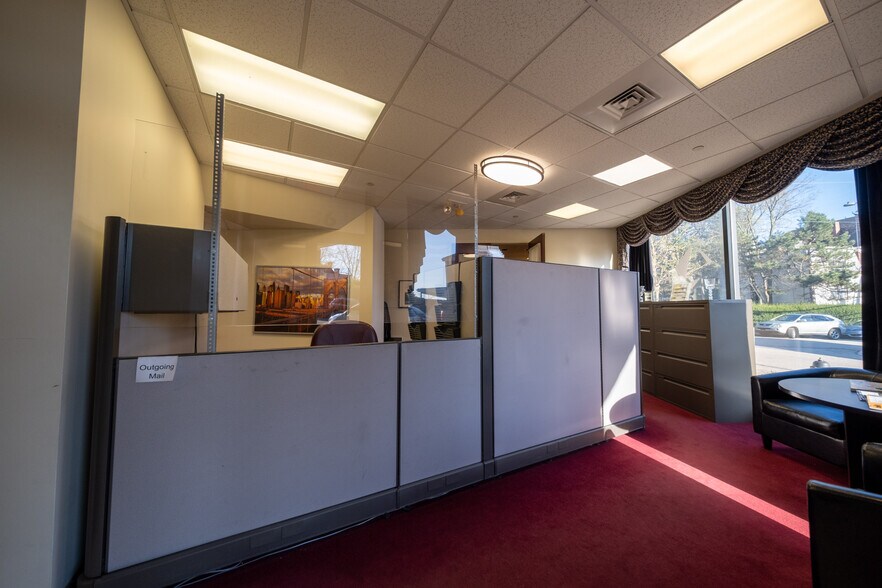 More Photos Of 1301 Grandview Ave, Pittsburgh Office For Sale
