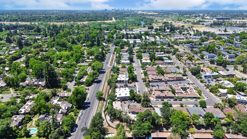 More Photos Of 2316 Villanova Cir, Sacramento Apartments For Sale