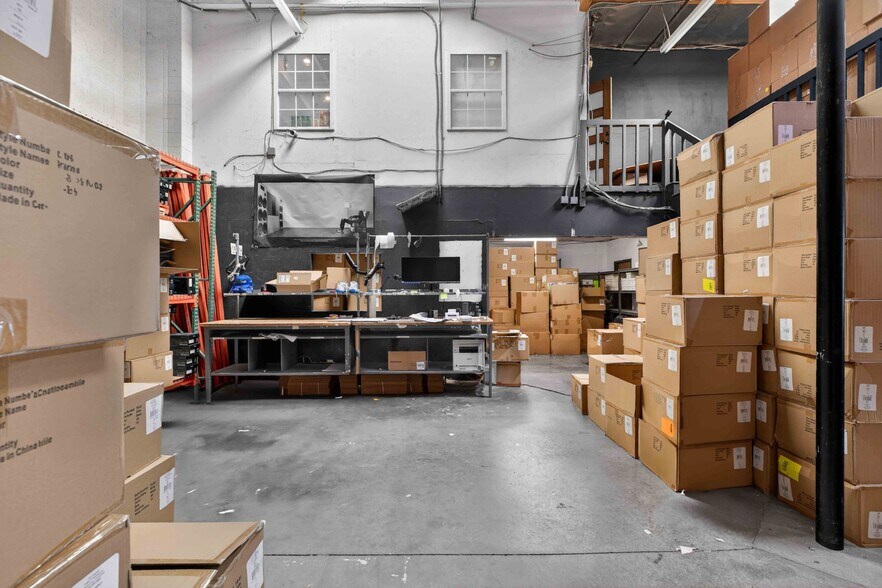 More Photos Of 1767 Standard Ave, Glendale Office For Lease