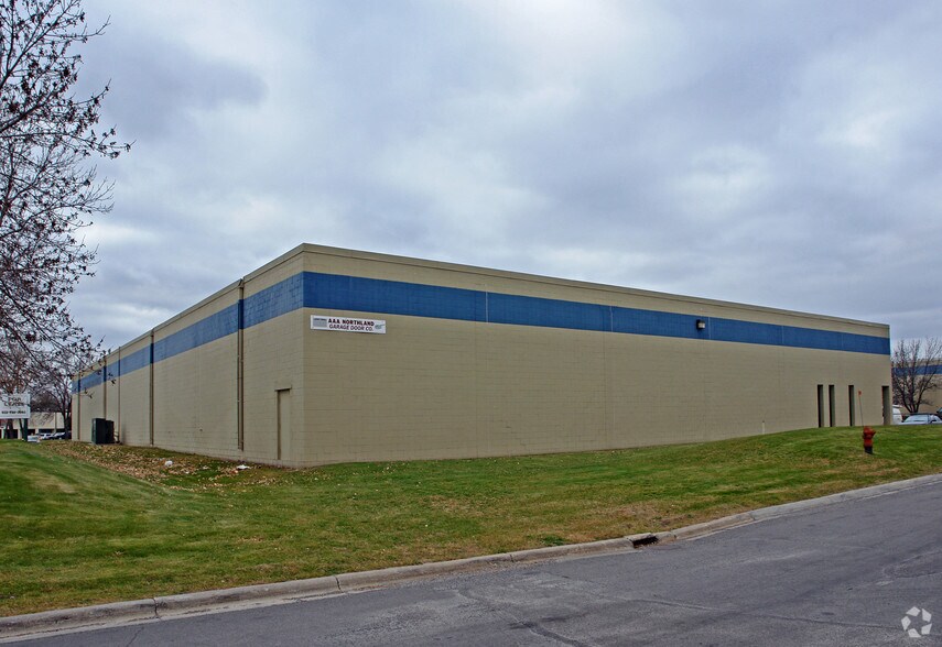 More Photos Of 1275 Corporate Center Dr, Eagan Manufacturing For Lease