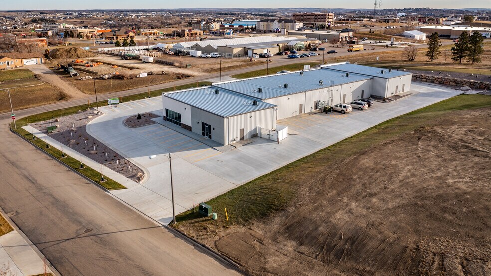 More Photos Of 4700 Ottawa St, Bismarck Storefront For Lease