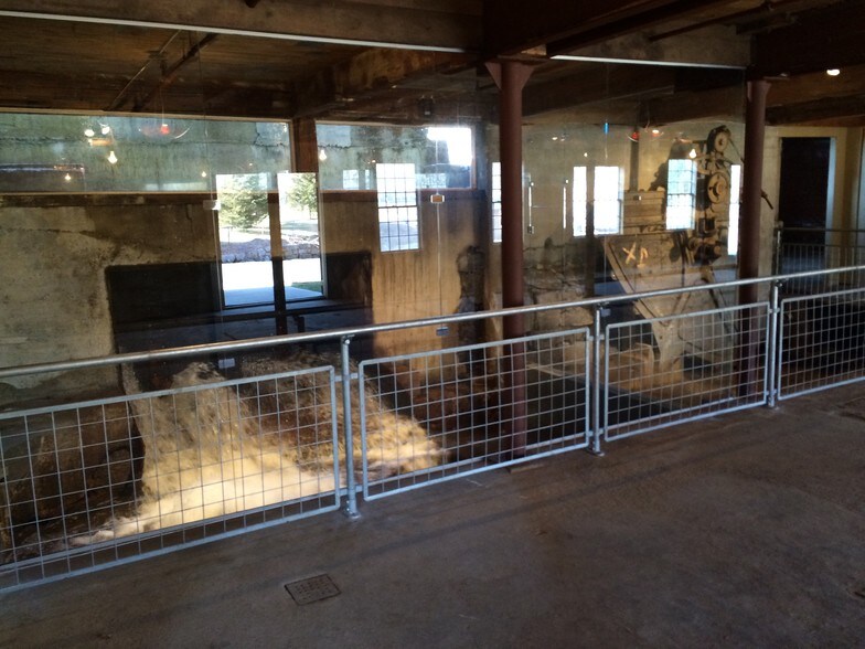 More Photos Of 146 Mendon St, Uxbridge Loft Creative Space For Lease