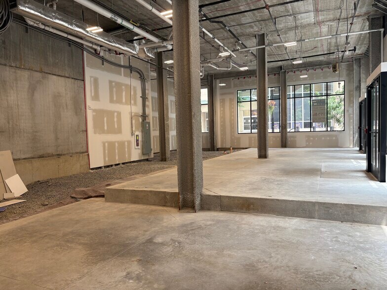 More Photos Of 1 W Chestnut St, Lancaster Apartments For Lease