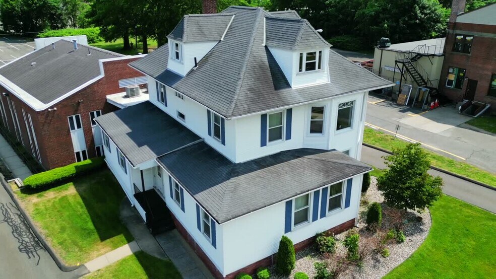 Primary Photo Of 71 Park Ave, West Springfield Medical For Sale