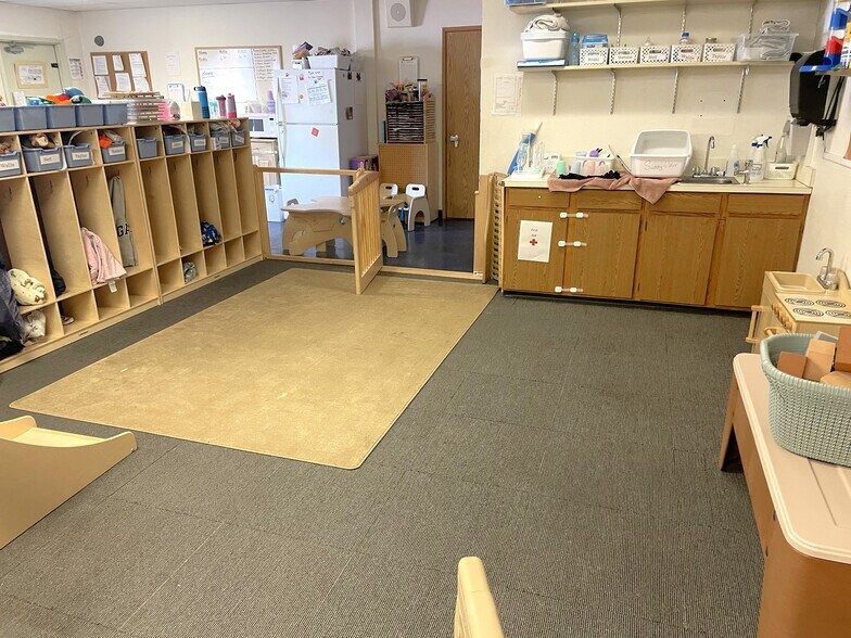 More Photos Of 1745 SW 24th St, Pendleton Healthcare For Sale