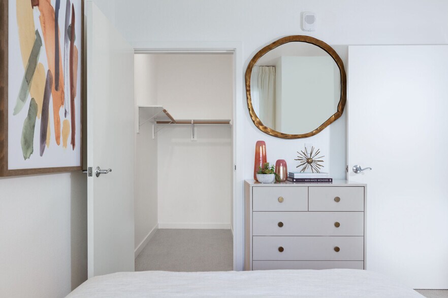 More Photos Of 126 N Rollins Rd, Millbrae Apartments For Lease