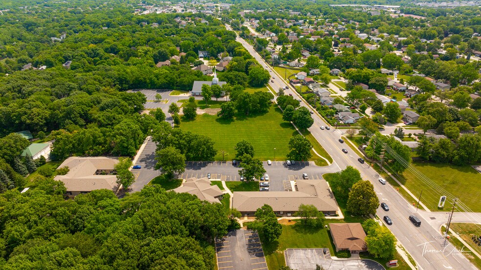 More Photos Of 402 W Boughton Rd, Bolingbrook Medical For Lease