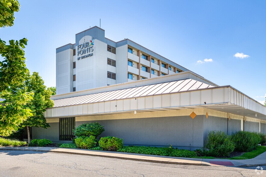 More Photos Of 10249 W Irving Park Rd, Schiller Park Hotel For Sale