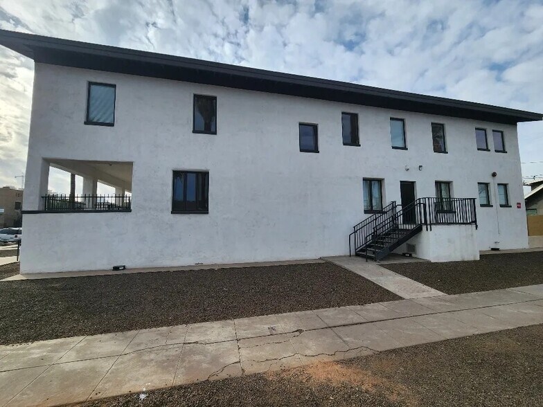 More Photos Of 650 N 6th Ave, Phoenix Office For Lease