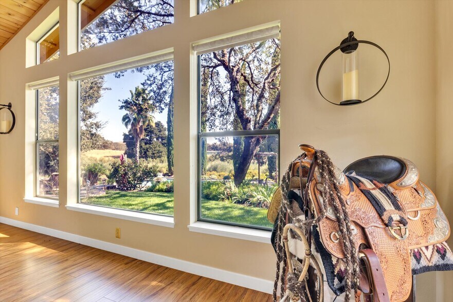 More Photos Of 2985 Templeton Rd, Templeton Winery Vineyard For Sale