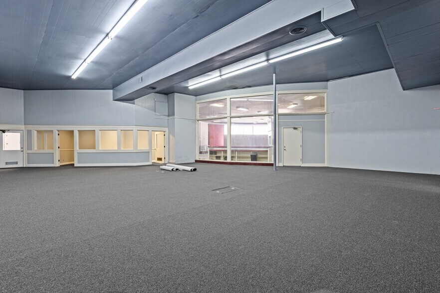 More Photos Of 500 E Main St, Kilgore Office For Lease