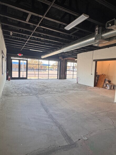 More Photos Of 1215 E Van Buren St, Phoenix Restaurant For Sale