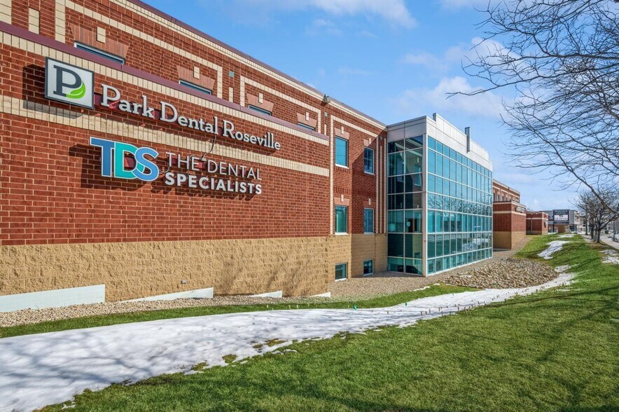 More Photos Of 1835 W County Road C, Roseville Medical For Lease