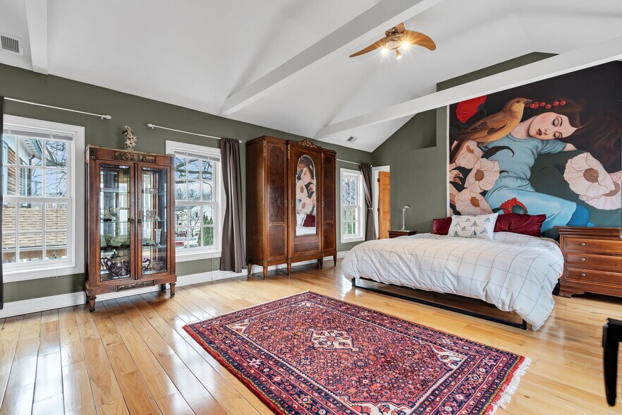 More Photos Of 137 Stockton St, Hightstown Flex For Sale