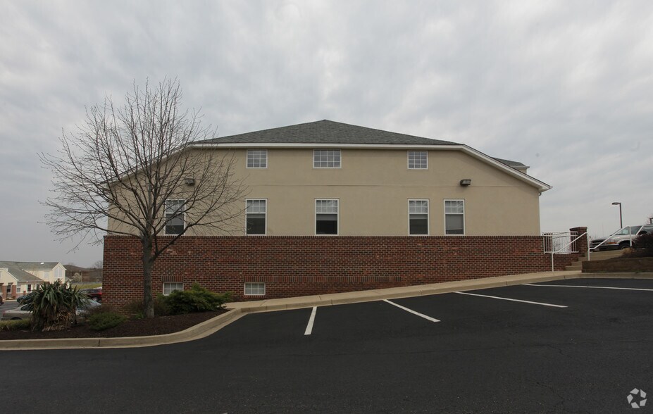 More Photos Of 3140 W Ward Rd, Dunkirk Medical For Lease